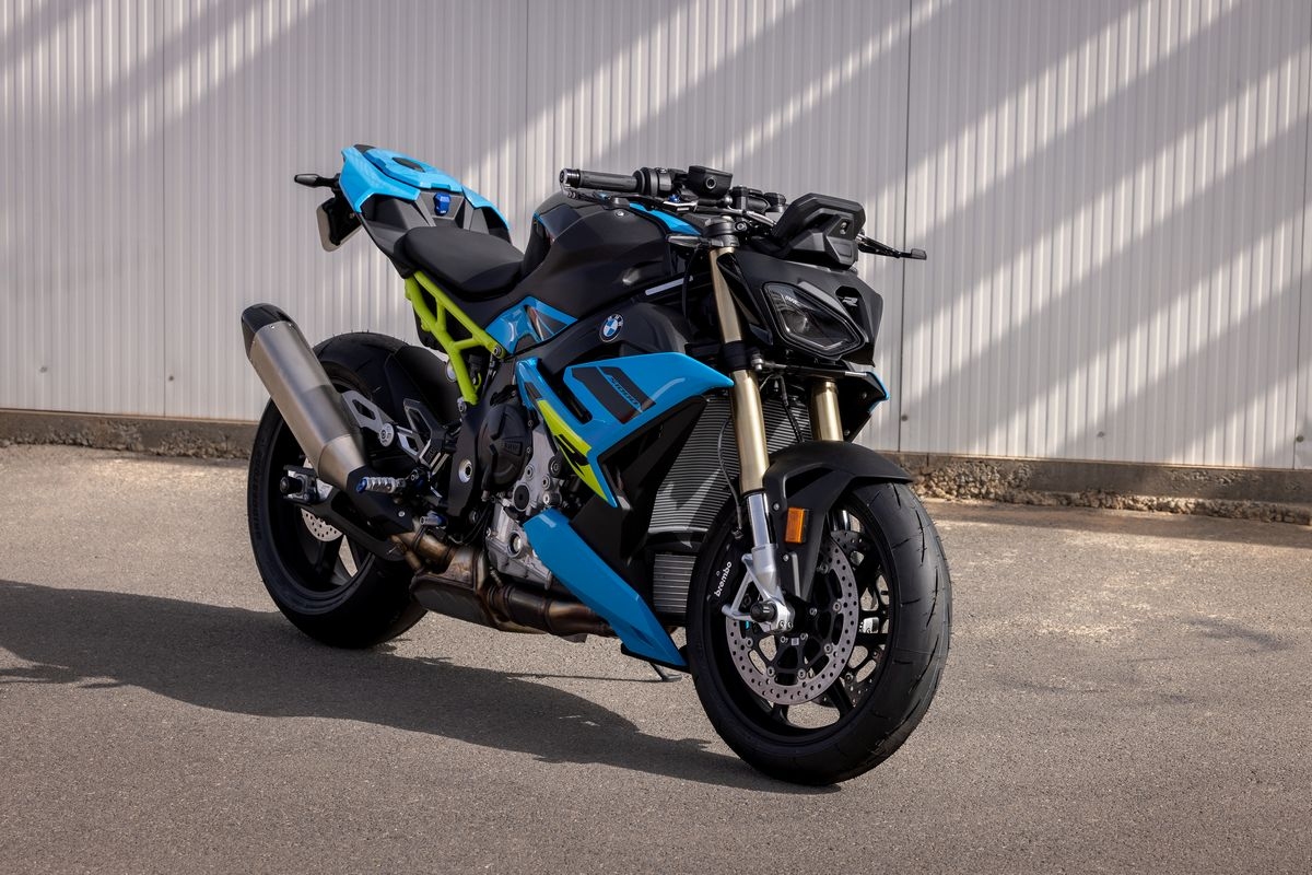 Moto Touring 2